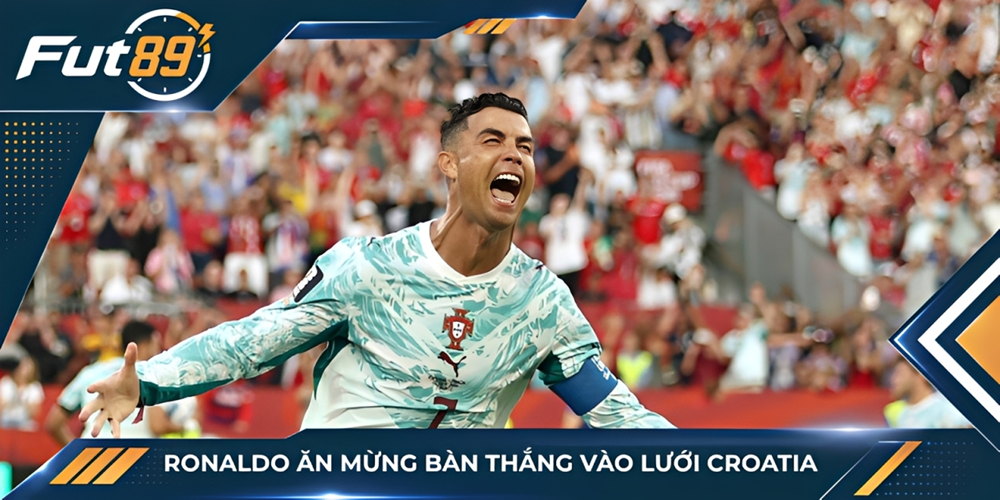 Ronaldo ăn mừng bàn thắng vào lưới Croatia