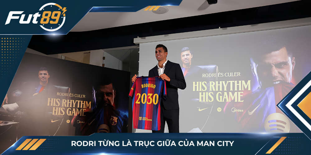 Rodri từng là trục giữa của Man City