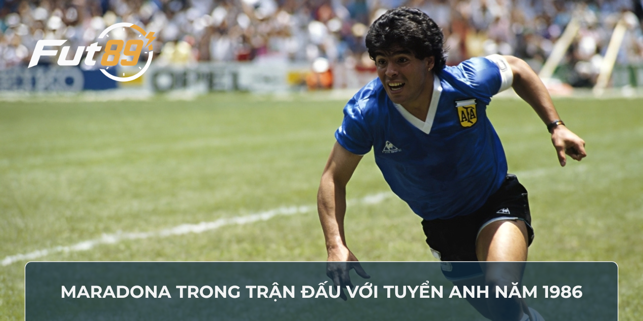 Maradona trong trận đấu với tuyển Anh năm 1986