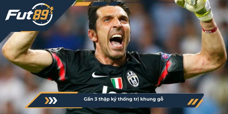 Gần 3 thập kỷ thống trị khung gỗ