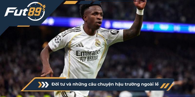 Đời tư và những câu chuyện hậu trường ngoài lề